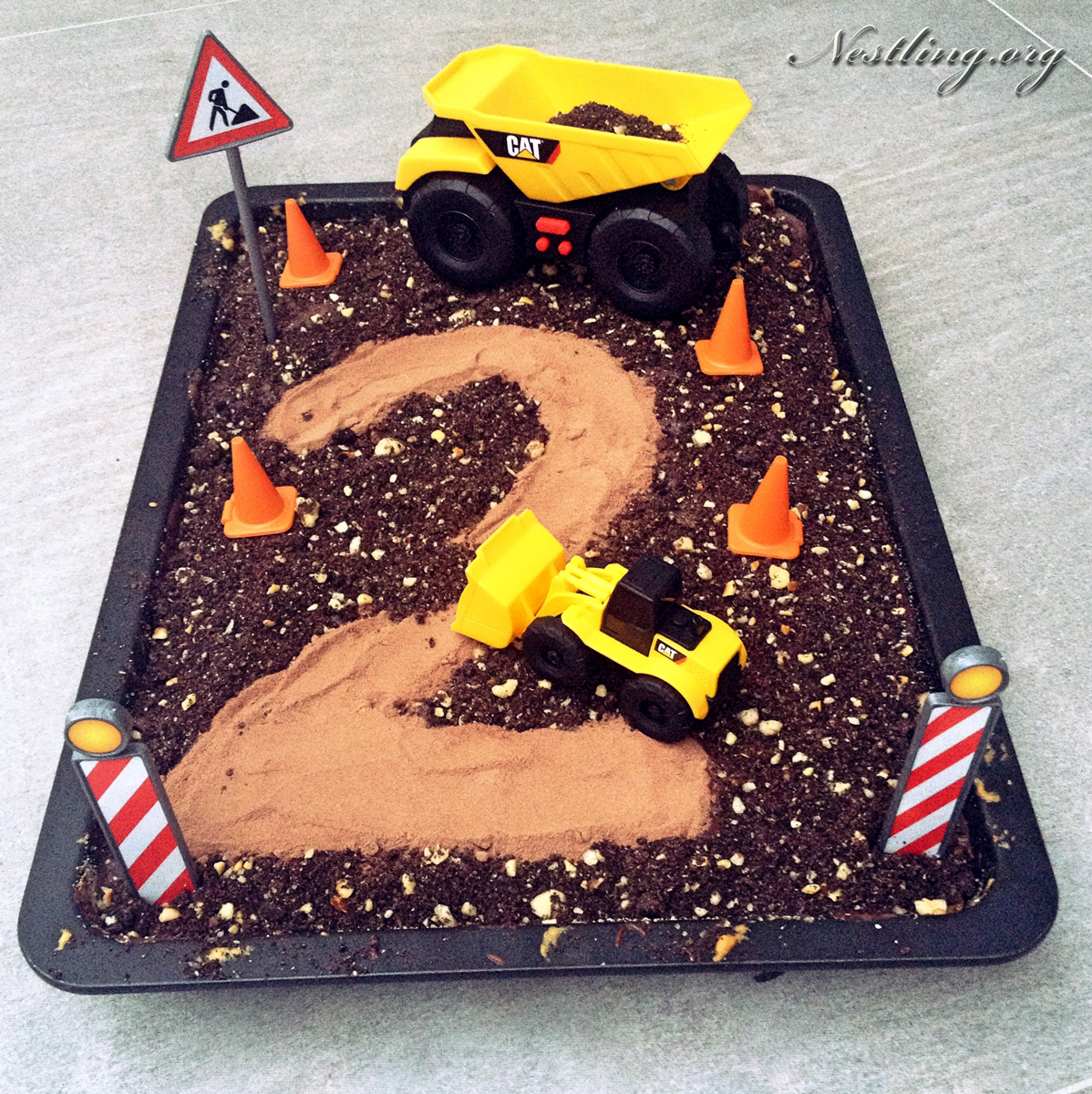 BaggerKuchen (BaustellenKuchen) zum Geburtstag Nestling