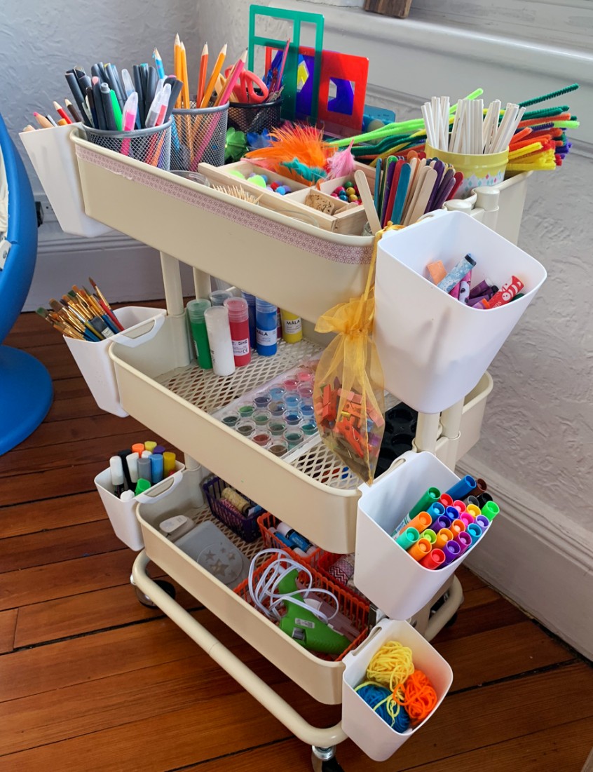 Ordnung im Spielzimmer: Bastelwagen für Kinder - Nestling